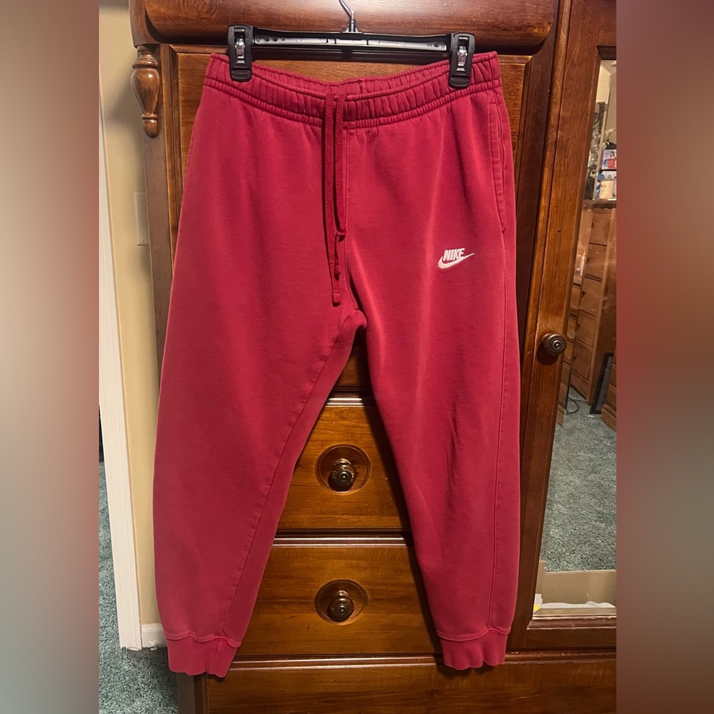 Nike Men's Red Joggers